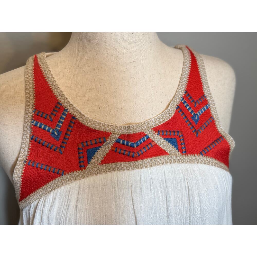 Willow & Clay top red tan embroidered lined white swing sleeveless blouse Sz M - Picture 2 of 9